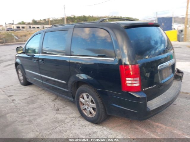 Photo 2 VIN: 2A4RR5D1XAR249694 - CHRYSLER TOWN & COUNTRY 