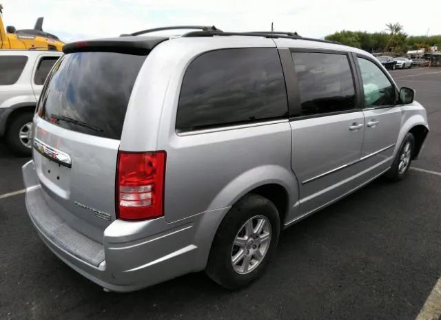 Photo 3 VIN: 2A4RR5D1XAR250036 - CHRYSLER TOWN & COUNTRY 