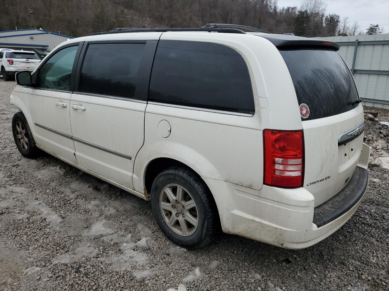 Photo 1 VIN: 2A4RR5D1XAR301051 - CHRYSLER TOWN & COUNTRY 