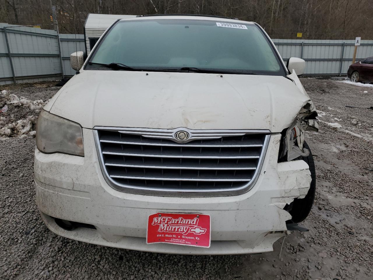 Photo 4 VIN: 2A4RR5D1XAR301051 - CHRYSLER TOWN & COUNTRY 