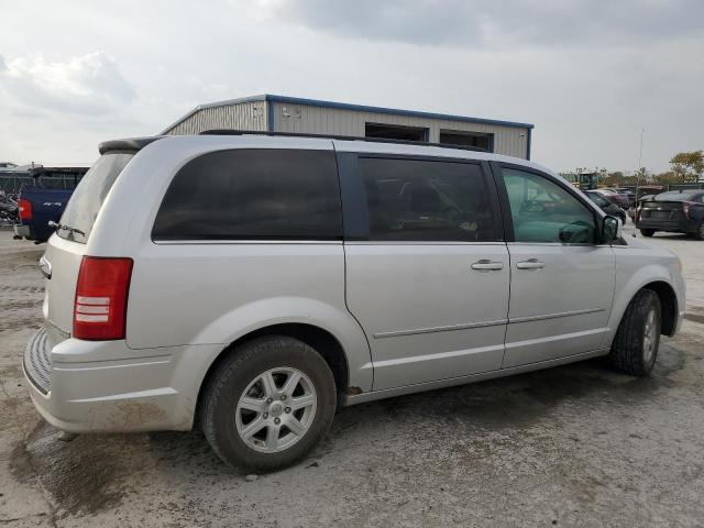 Photo 2 VIN: 2A4RR5D1XAR310722 - CHRYSLER TOWN & COU 