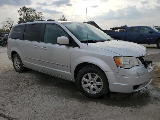 Photo 3 VIN: 2A4RR5D1XAR310722 - CHRYSLER TOWN & COU 