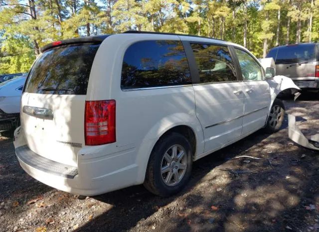 Photo 3 VIN: 2A4RR5D1XAR319145 - CHRYSLER TOWN & COUNTRY 