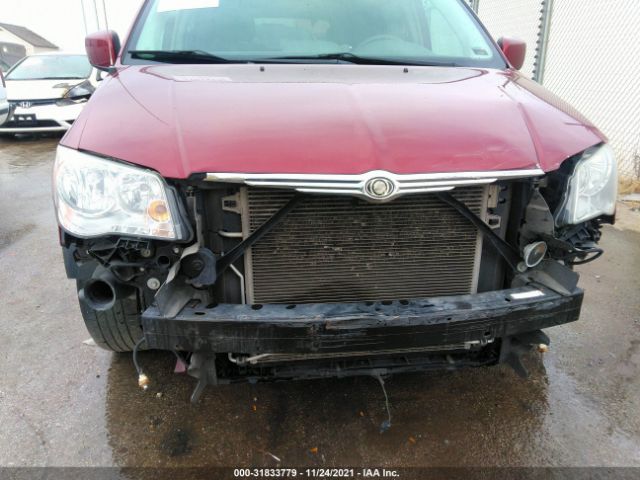 Photo 5 VIN: 2A4RR5D1XAR319923 - CHRYSLER TOWN & COUNTRY 