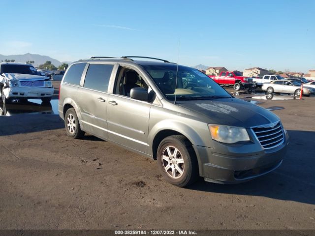 Photo 0 VIN: 2A4RR5D1XAR357829 - CHRYSLER TOWN & COUNTRY 