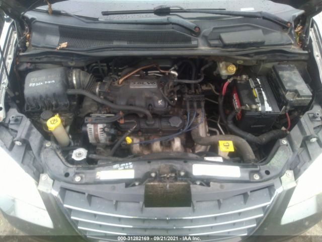 Photo 9 VIN: 2A4RR5D1XAR399403 - CHRYSLER TOWN & COUNTRY 