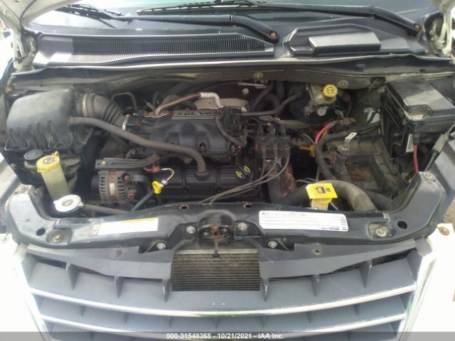 Photo 9 VIN: 2A4RR5D1XAR412862 - CHRYSLER TOWN & COUNTRY 