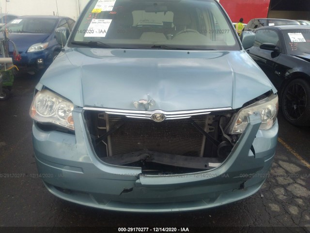 Photo 5 VIN: 2A4RR5D1XAR450768 - CHRYSLER TOWN & COUNTRY 