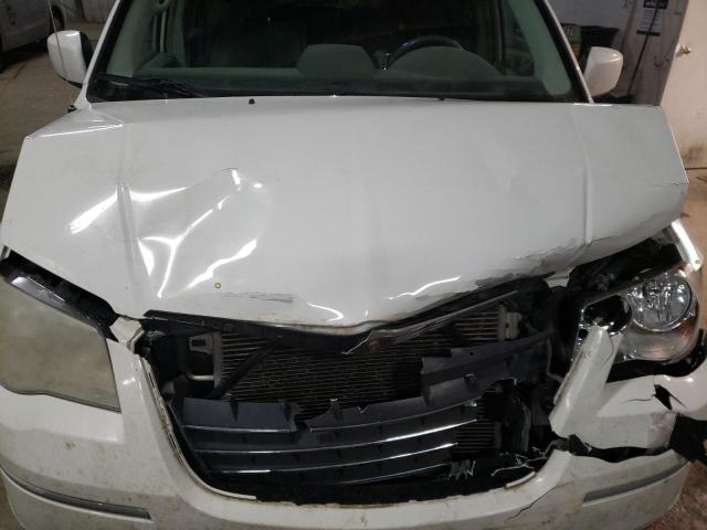 Photo 11 VIN: 2A4RR5D1XAR460877 - CHRYSLER TOWN & COU 