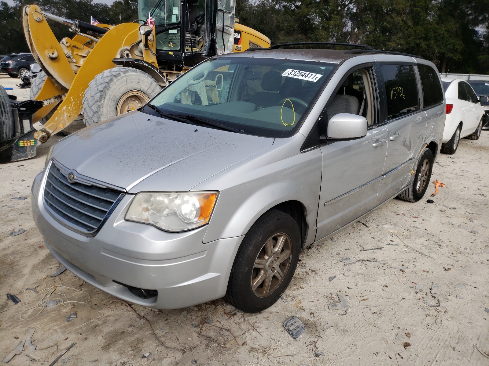 Photo 1 VIN: 2A4RR5D1XAR492678 - CHRYSLER TOWN &AMP COU 