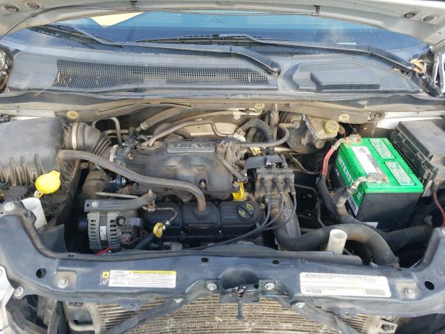 Photo 6 VIN: 2A4RR5D1XAR500939 - CHRYSLER TOWN & COU 