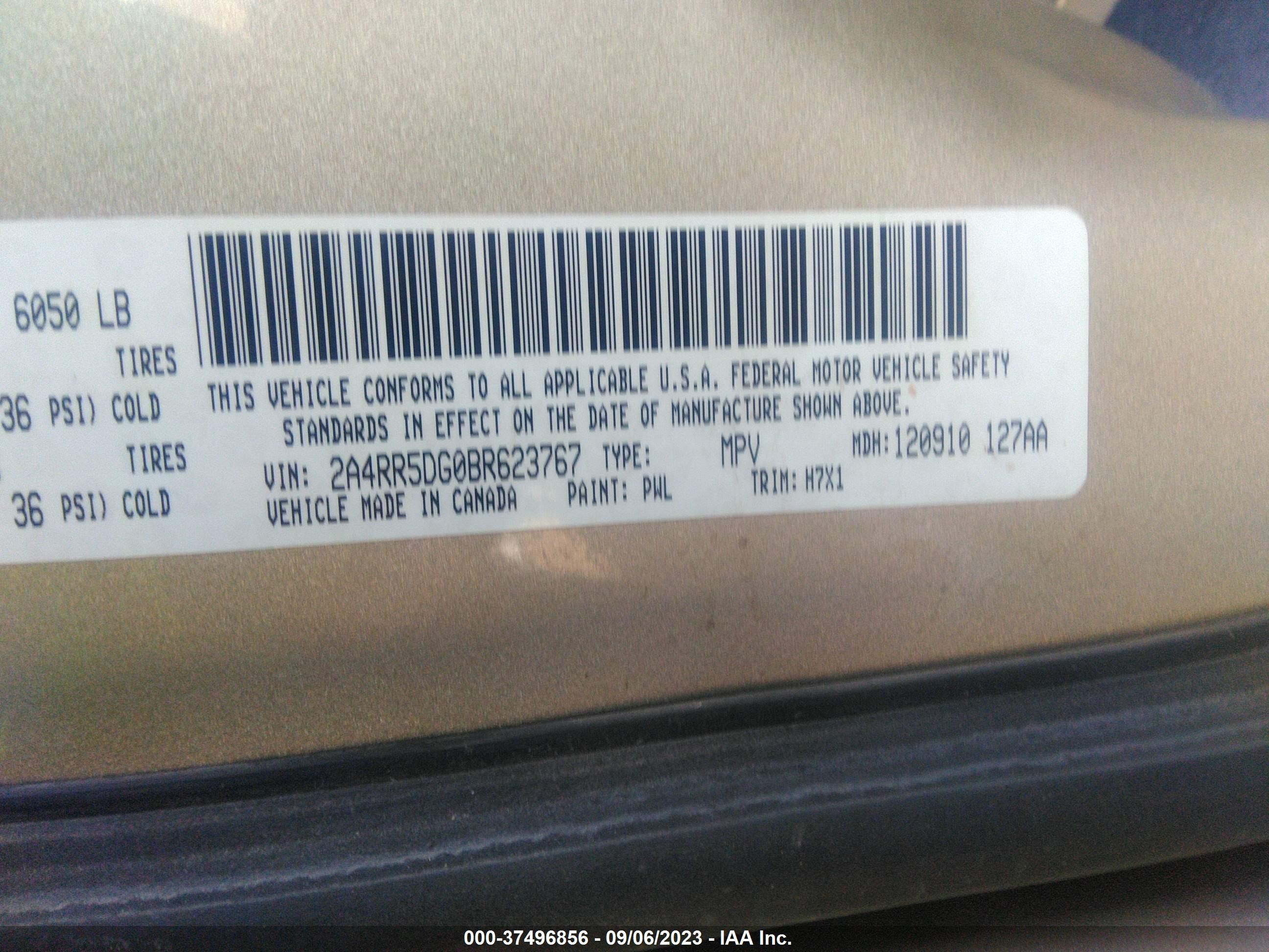 Photo 8 VIN: 2A4RR5DG0BR623767 - CHRYSLER TOWN & COUNTRY 