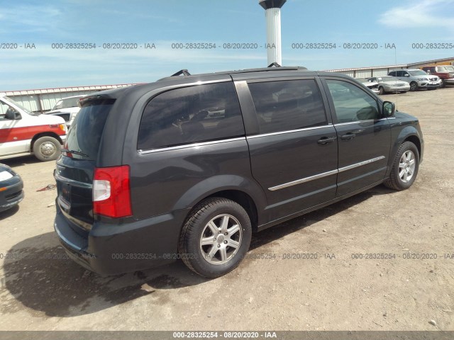 Photo 3 VIN: 2A4RR5DG0BR687615 - CHRYSLER TOWN & COUNTRY 