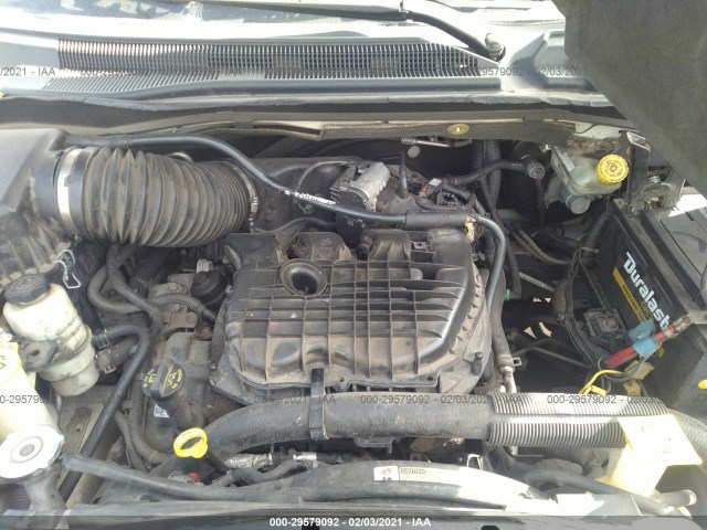 Photo 9 VIN: 2A4RR5DG0BR733394 - CHRYSLER TOWN & COUNTRY 