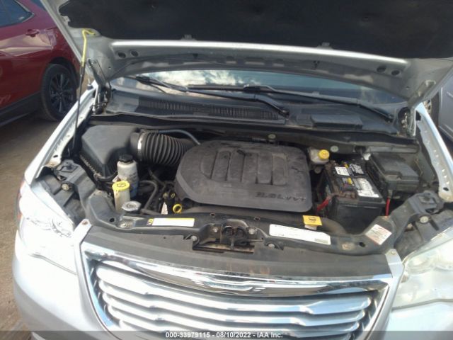 Photo 9 VIN: 2A4RR5DG1BR607514 - CHRYSLER TOWN & COUNTRY 