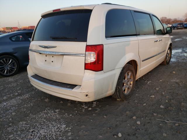 Photo 3 VIN: 2A4RR5DG1BR613295 - CHRYSLER TOWN & COU 