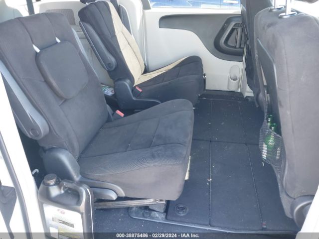 Photo 7 VIN: 2A4RR5DG1BR637368 - CHRYSLER TOWN & COUNTRY 