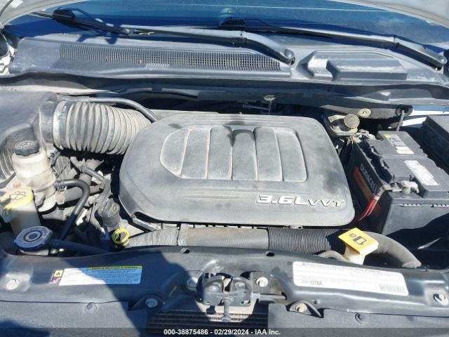 Photo 9 VIN: 2A4RR5DG1BR637368 - CHRYSLER TOWN & COUNTRY 