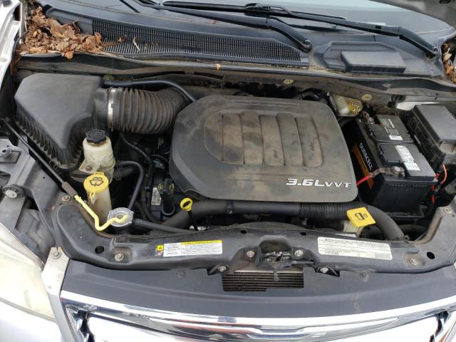 Photo 11 VIN: 2A4RR5DG1BR702218 - CHRYSLER TOWN & COU 