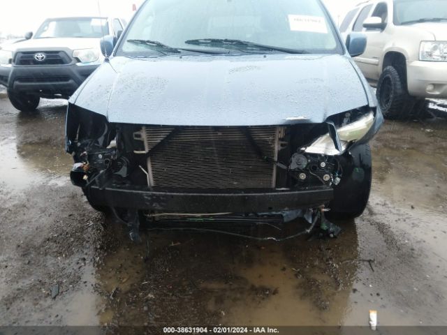 Photo 5 VIN: 2A4RR5DG1BR781874 - CHRYSLER TOWN & COUNTRY 