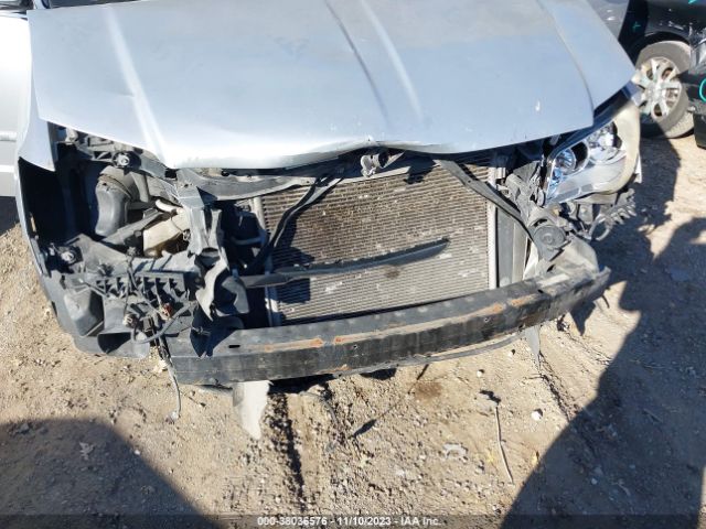 Photo 5 VIN: 2A4RR5DG2BR638190 - CHRYSLER TOWN & COUNTRY 