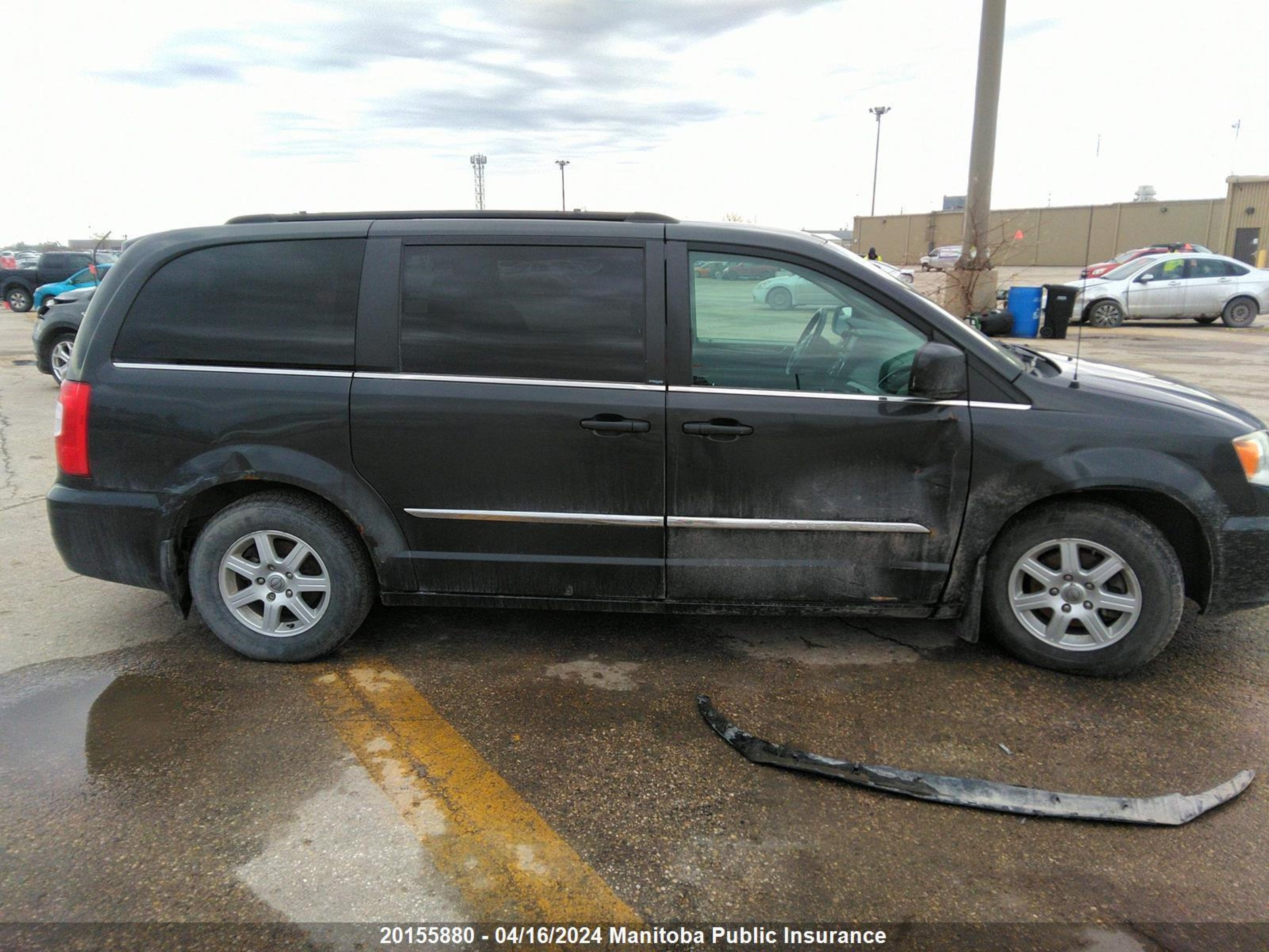 Photo 12 VIN: 2A4RR5DG2BR739391 - CHRYSLER TOWN & COUNTRY 