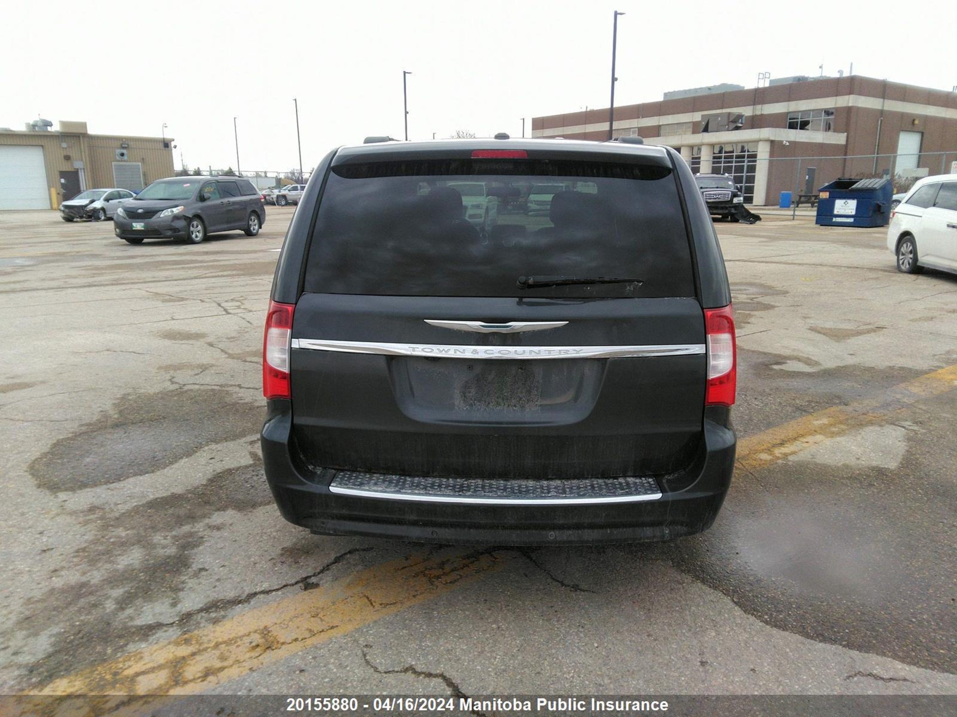 Photo 15 VIN: 2A4RR5DG2BR739391 - CHRYSLER TOWN & COUNTRY 