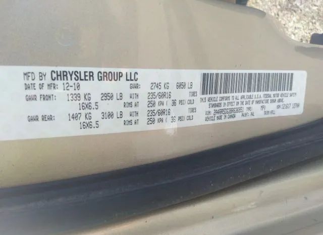 Photo 8 VIN: 2A4RR5DG3BR636951 - CHRYSLER TOWN & COUNTRY 