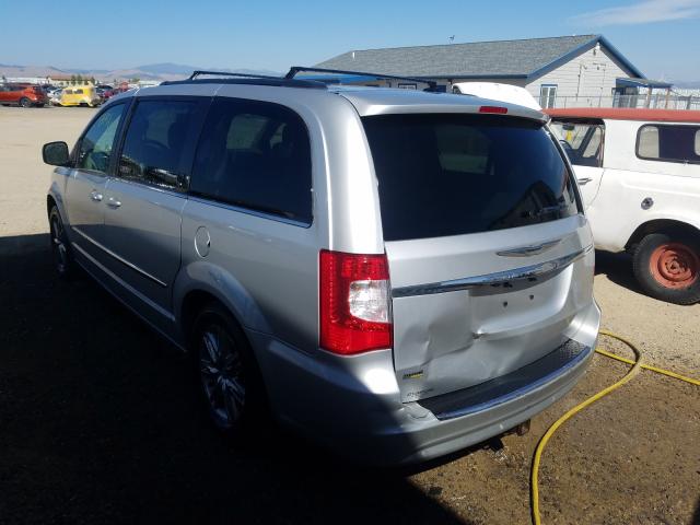 Photo 2 VIN: 2A4RR5DG3BR735561 - CHRYSLER TOWN & COU 