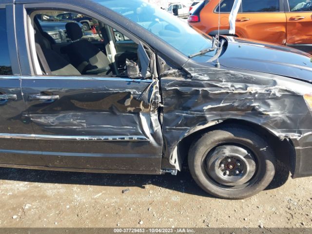 Photo 5 VIN: 2A4RR5DG3BR775249 - CHRYSLER TOWN & COUNTRY 