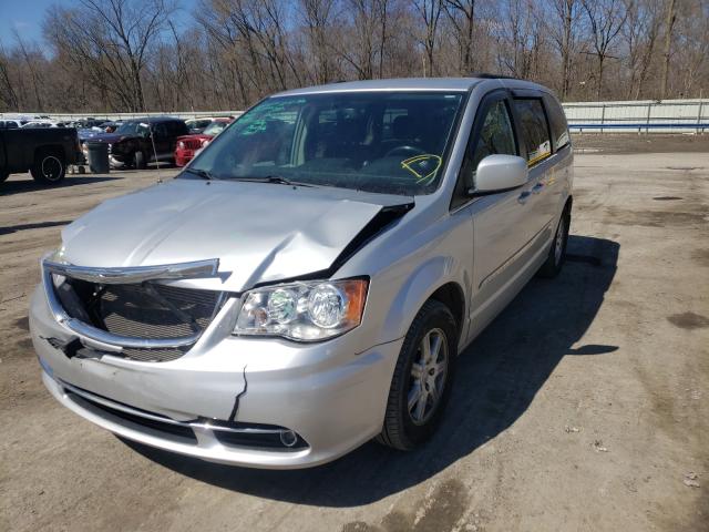 Photo 1 VIN: 2A4RR5DG4BR636313 - CHRYSLER TOWN &AMP COU 