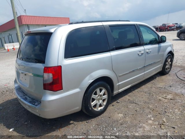 Photo 3 VIN: 2A4RR5DG4BR719790 - CHRYSLER TOWN & COUNTRY 