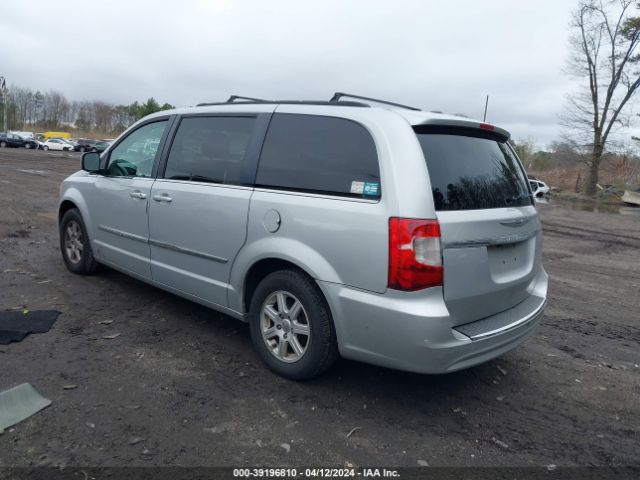 Photo 2 VIN: 2A4RR5DG5BR605104 - CHRYSLER TOWN & COUNTRY 