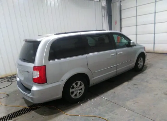 Photo 3 VIN: 2A4RR5DG5BR615132 - CHRYSLER TOWN & COUNTRY 