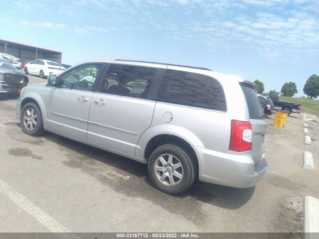 Photo 2 VIN: 2A4RR5DG5BR635994 - CHRYSLER TOWN & COUNTRY 