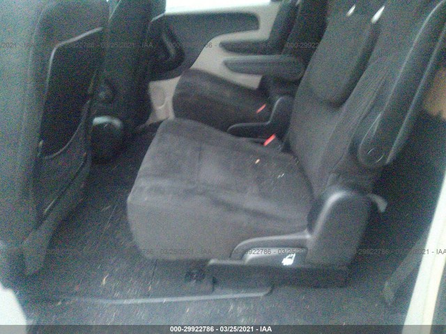 Photo 7 VIN: 2A4RR5DG5BR768643 - CHRYSLER TOWN & COUNTRY 