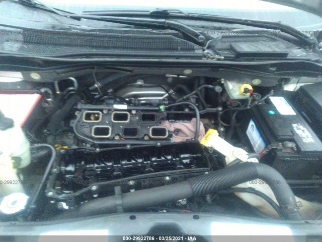 Photo 9 VIN: 2A4RR5DG5BR768643 - CHRYSLER TOWN & COUNTRY 