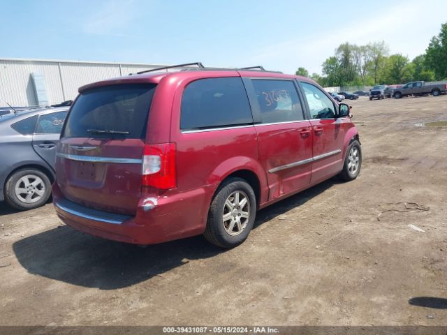 Photo 3 VIN: 2A4RR5DG6BR607735 - CHRYSLER TOWN & COUNTRY 