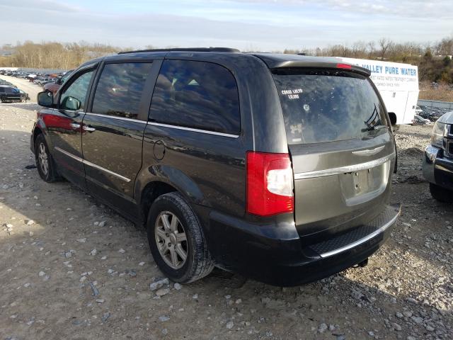 Photo 2 VIN: 2A4RR5DG6BR614989 - CHRYSLER TOWN & COU 