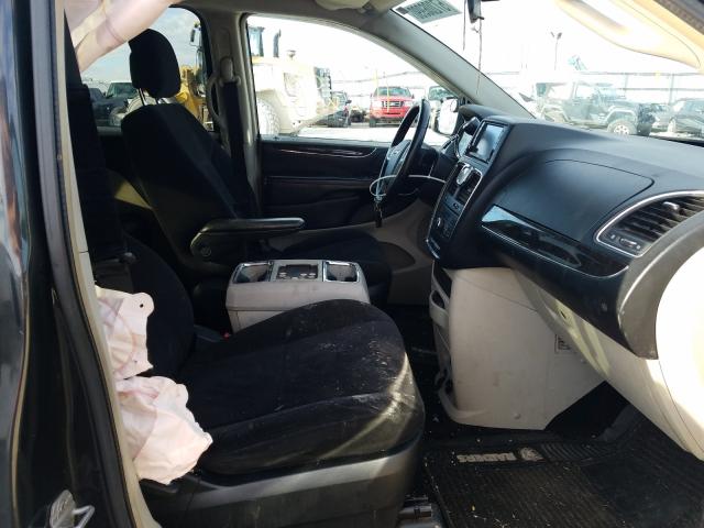 Photo 4 VIN: 2A4RR5DG6BR614989 - CHRYSLER TOWN & COU 