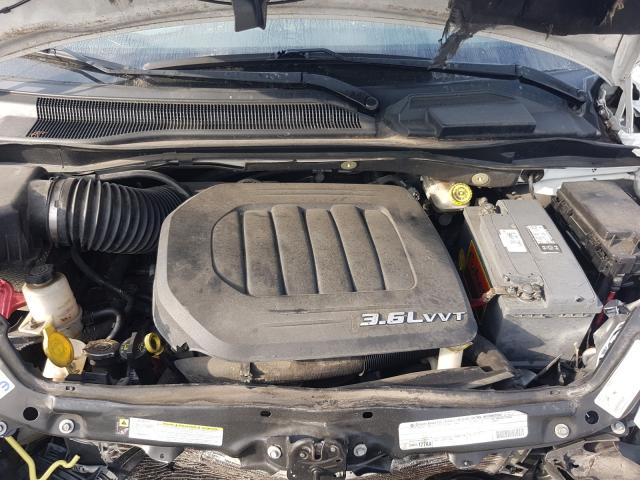 Photo 6 VIN: 2A4RR5DG7BR665045 - CHRYSLER TOWN & COU 