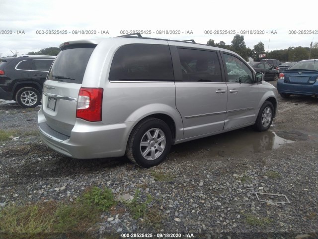 Photo 3 VIN: 2A4RR5DG7BR715894 - CHRYSLER TOWN & COUNTRY 