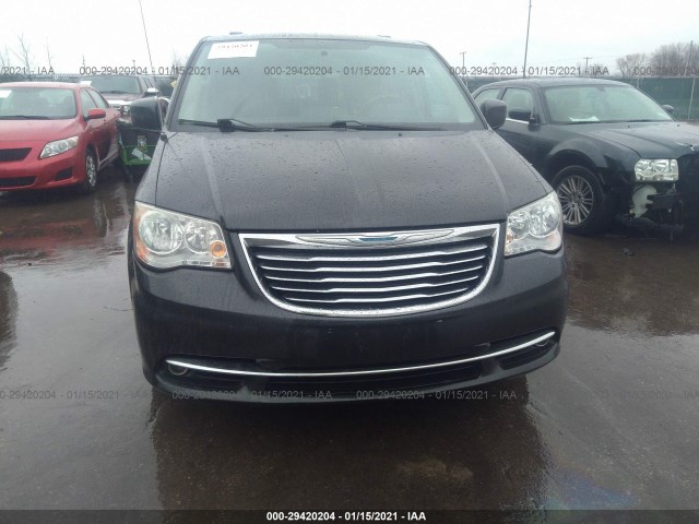 Photo 5 VIN: 2A4RR5DG7BR775688 - CHRYSLER TOWN & COUNTRY 