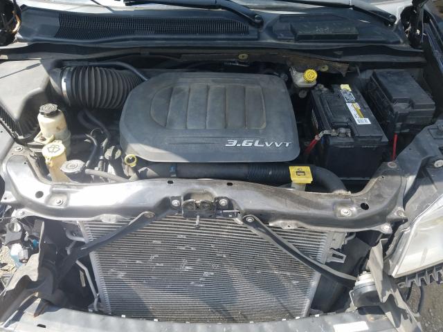 Photo 6 VIN: 2A4RR5DG8BR617036 - CHRYSLER TOWN & COU 