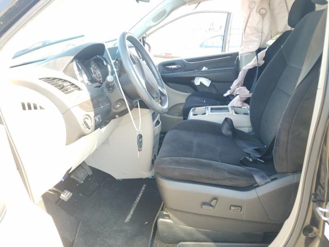 Photo 4 VIN: 2A4RR5DG9BR614193 - CHRYSLER TOWN & COU 