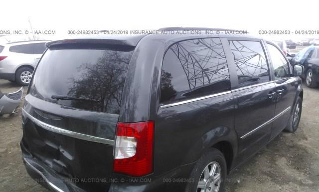 Photo 3 VIN: 2A4RR5DG9BR682140 - CHRYSLER TOWN AND COUNTRY 