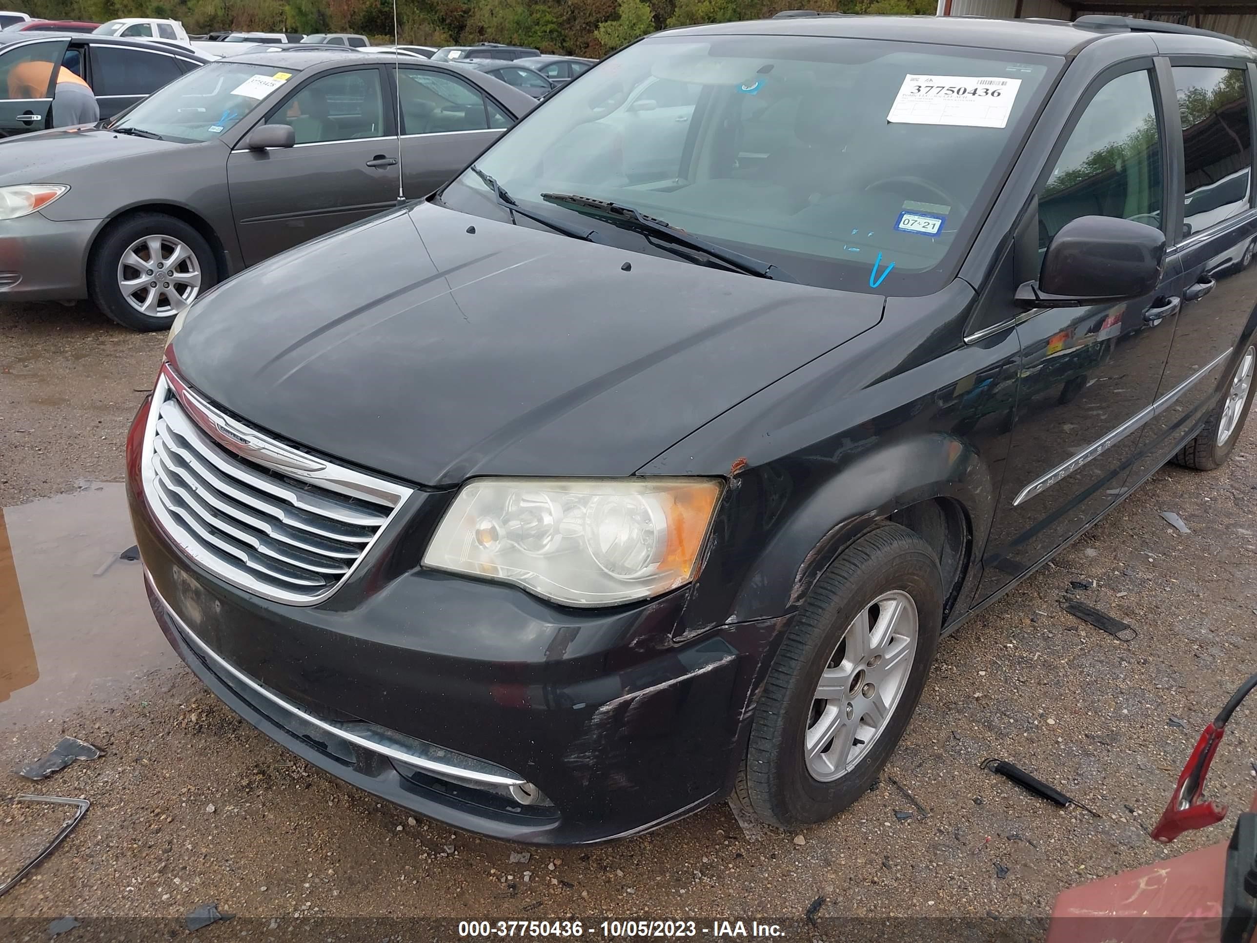 Photo 5 VIN: 2A4RR5DG9BR701592 - CHRYSLER TOWN & COUNTRY 