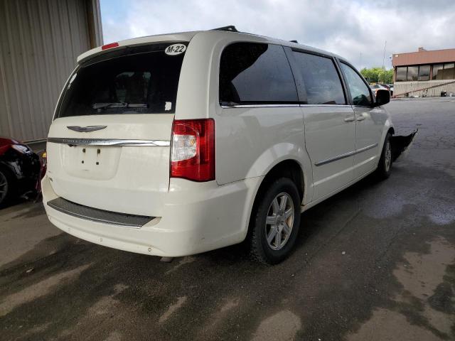 Photo 3 VIN: 2A4RR5DG9BR702760 - CHRYSLER TOWN & COU 