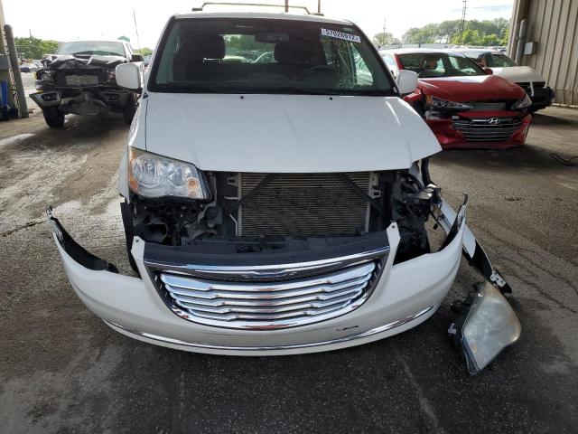 Photo 8 VIN: 2A4RR5DG9BR702760 - CHRYSLER TOWN & COU 