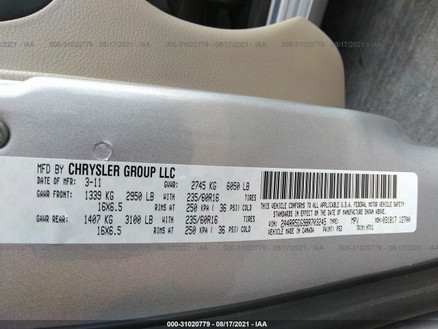 Photo 8 VIN: 2A4RR5DG9BR703245 - CHRYSLER TOWN & COUNTRY 